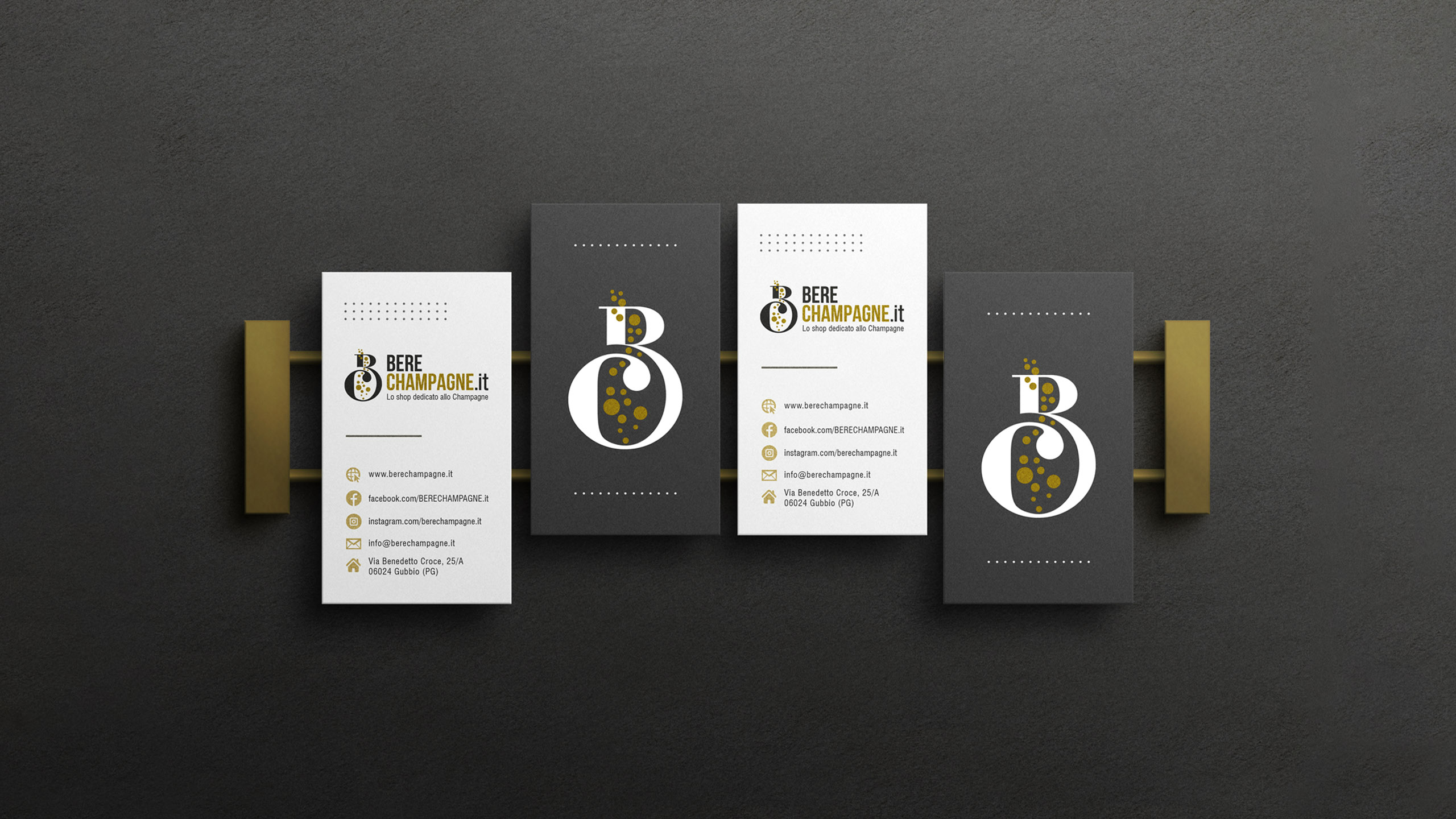 Dark Business Card Mockup